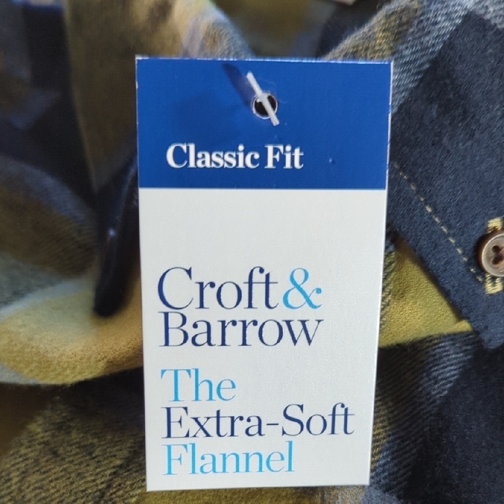 Croft & Barrow Blue and Yellow Casual Button Down Shirt - Picture 10 of 13